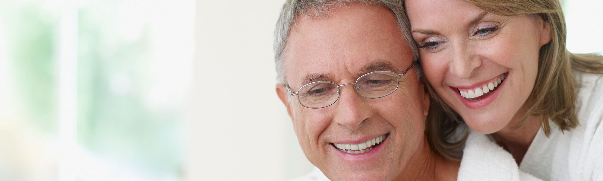 Common Complications with Dental Crowns and Bridges. Whittier CA