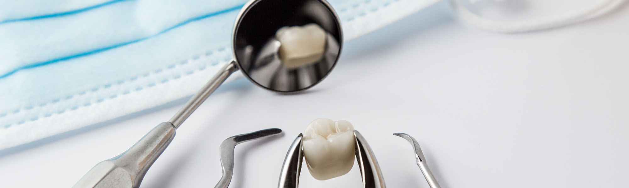 5 Tips to Help Ensure a Speedy and Comfortable Post-Extraction Recovery